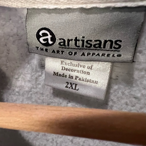 Artisan Gray Sweater with Blue Text - Picture 4 of 7
